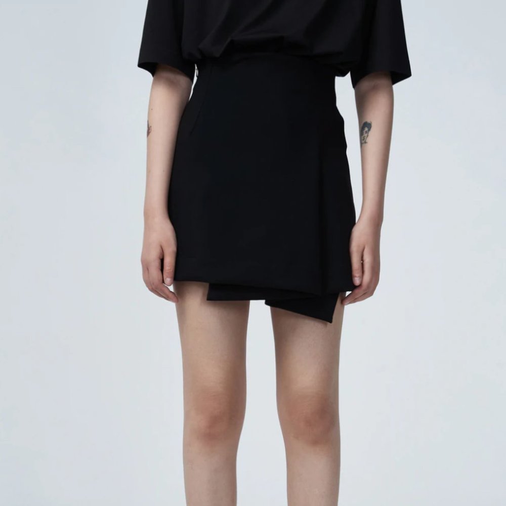JNBY Draped Mini Skirt (Large) Brand New - Picture 6 of 7